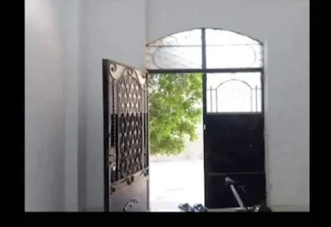 مخزن سوبر لوكس للبيع بقنا