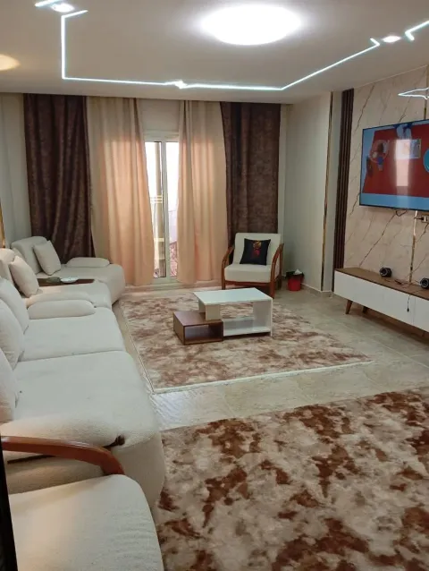 Apartment For Sale in Hadayek Al Ahram