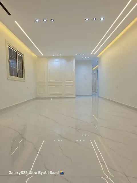 Apartment For Sale in Hadayek Al Ahram