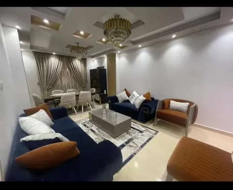 Apartment For Sale in Hadayek Al Ahram