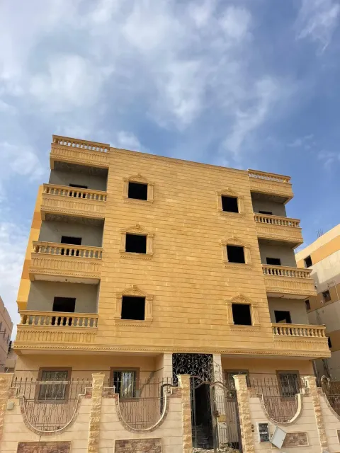 شقق للبيع من المالك حي تاني صف تاني من رئيسي
