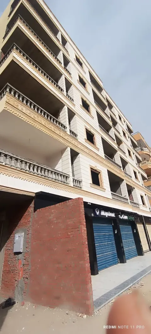 Apartment For Sale in Hadayek Al Ahram