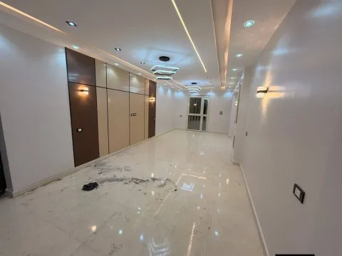 شقة للبيع في جسر السويس