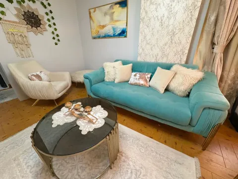 شقة للبيع بمصر الجديدة المساحة: 90 م