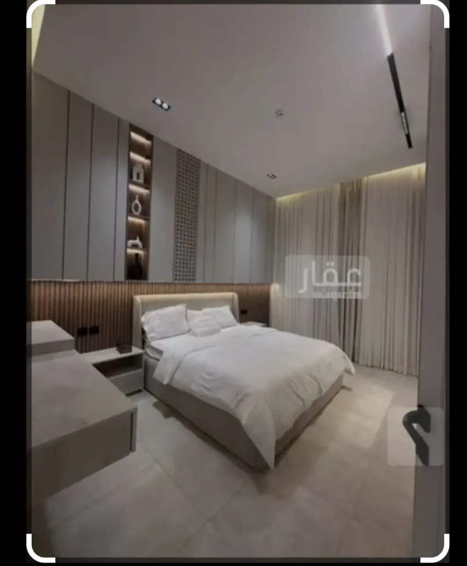 شقه للبيـع 200م. ميدان الحجاز خطوات من
