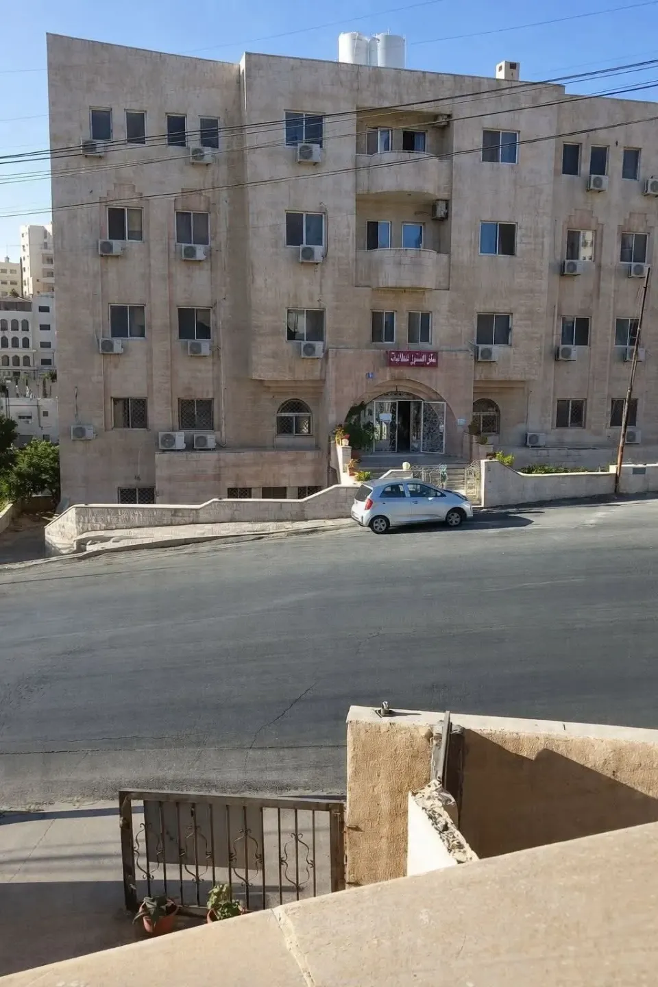 متوفر قطعة أرض للبيع بقنا🔥👌🏻 ✅١٩٠ متر.📏 ✅ناصيه ✅خلف التجنيد