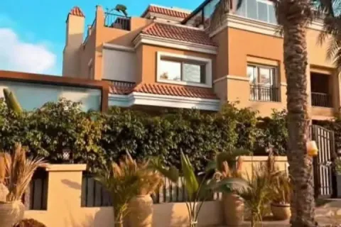 فيلا2,900,000 كاش فى موقع مميز جدا فى القاهره الجديده