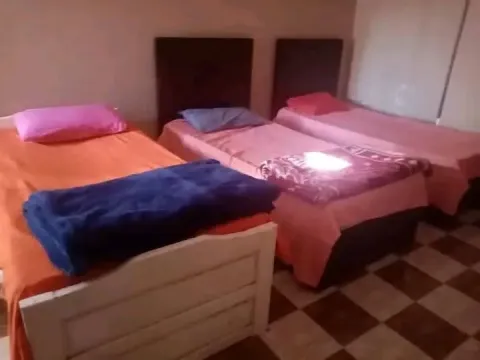 شقه للايجار مفروش 120متر 2غرف رسبشن قطعتين مطبخ وحمام
