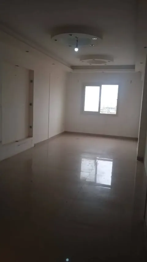 Apartment For Sale in Obour City
