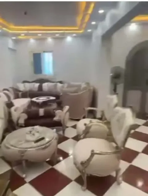 شقة للبيع 😊 العجيزى، على الطريق مباشرة بعد الموقف الجديد