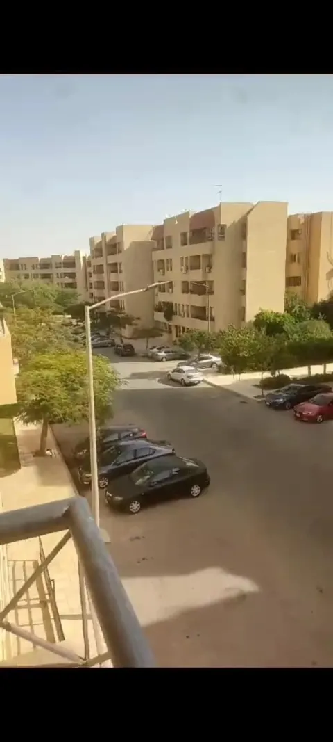 شقه للبيع