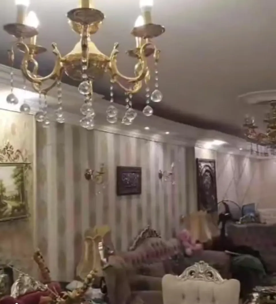 Apartment For Sale in Al Zeitoun