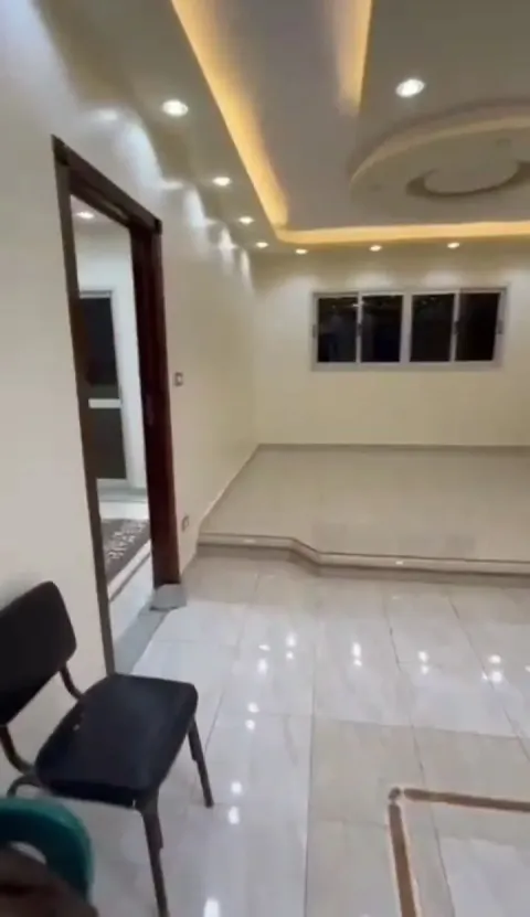 شقه للبيع في ميامي
