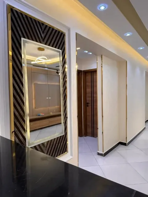 شقةمرخصةتاني نمرة من شارع رئيسي في أبراج مكه باللبيني هرم