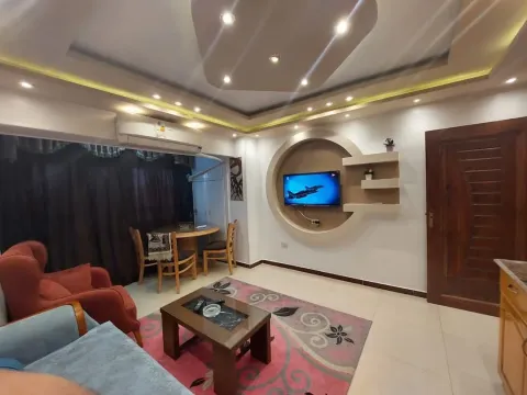 استوديو مفروش للايجار من مكرم عبيد وعباس العقاد