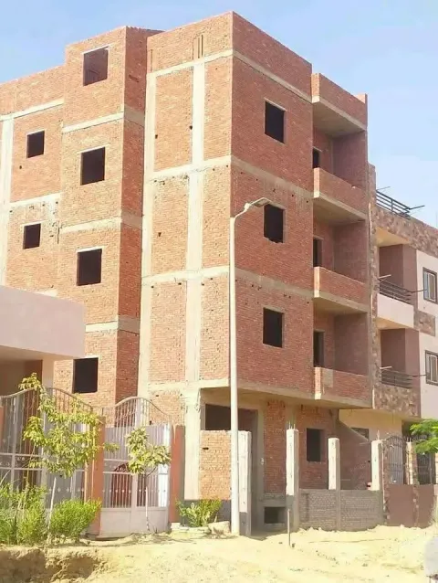 عماره كامله للبيع مدينه بدر حي سادس مجاوره 3