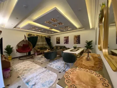 شقه للأيجار المفروش للأيجار اليومي/الشهري غرفتين وريسبشن