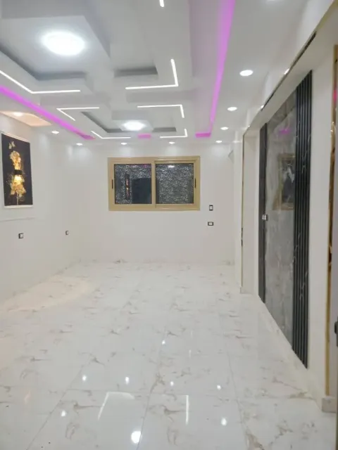 شقة للبيع للعروسين الترا سوبر لوكس مساحة ١٤٠متر النزهه