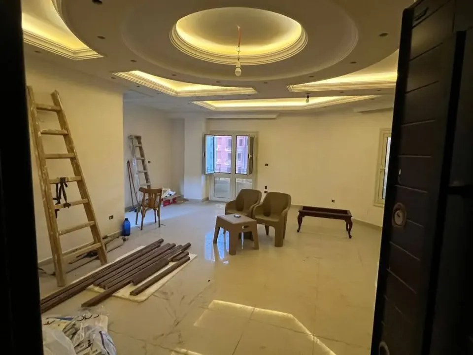 Apartment For Sale in Sheikh Zuweid