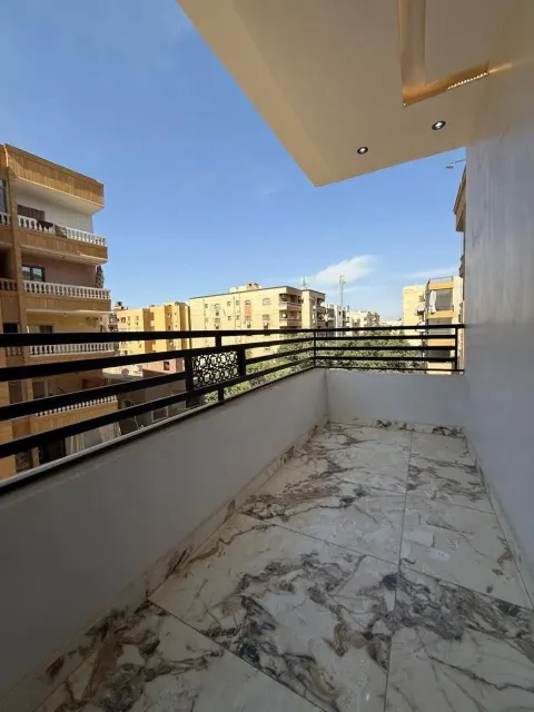 شقة للبيع في حدائق الاهرام