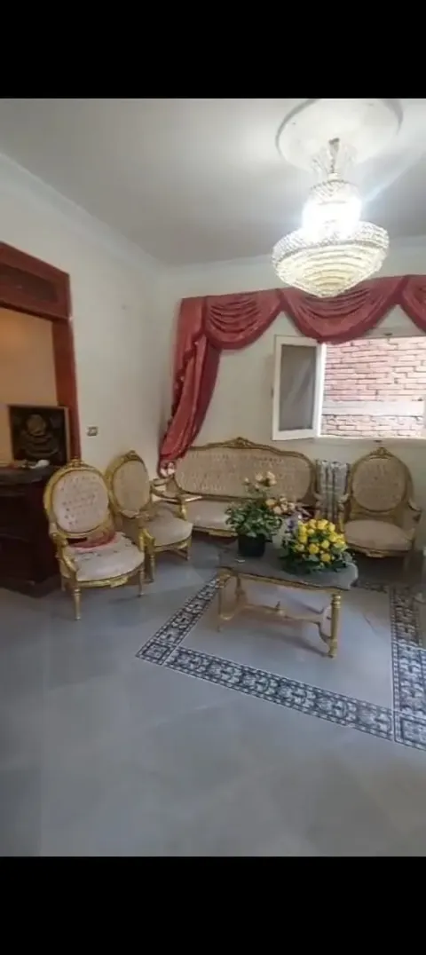 شقةناصية مميزة للبيع – موقع هادئ بين سامية الجمل والترعة