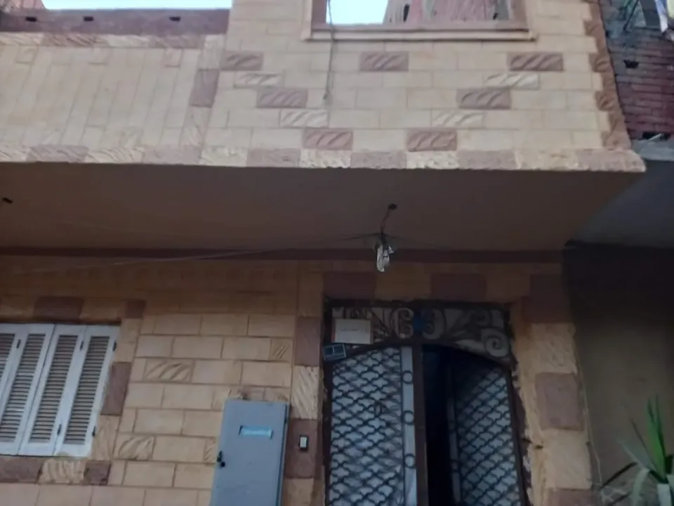 منزل للبيع مساحه ٨٠ متر عواميد دور اول