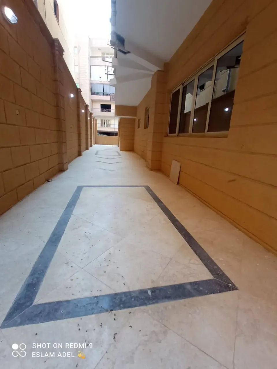 للبيع ڤيلا ارضي 300م واجهةاماميةبمدخل خاص بحديقه كبيرةحرف U