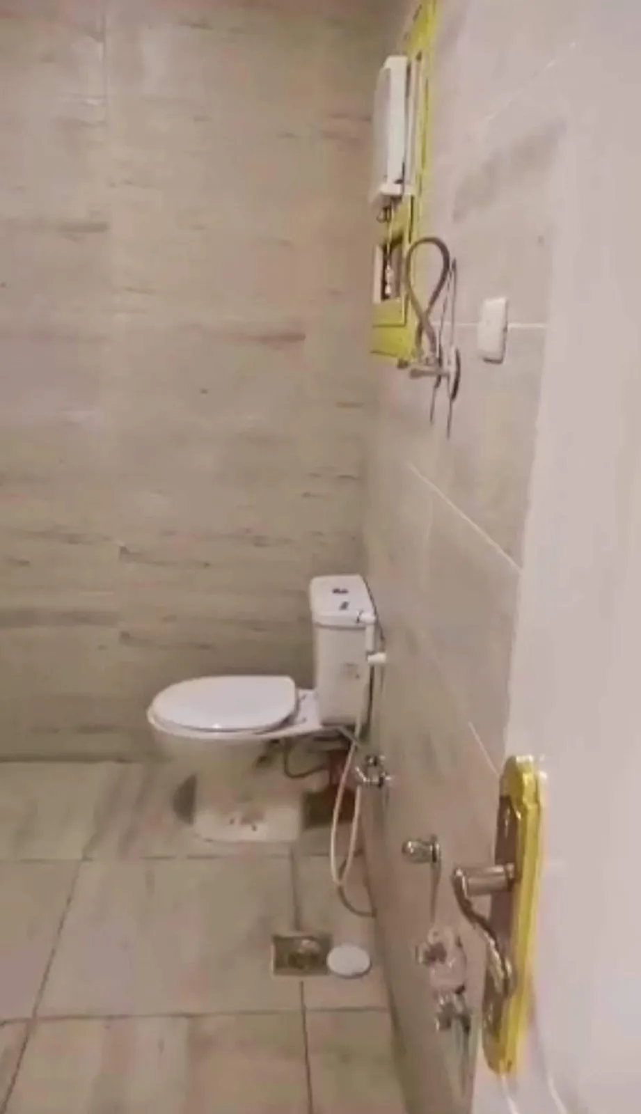 Apartment For Rent in Al Labini