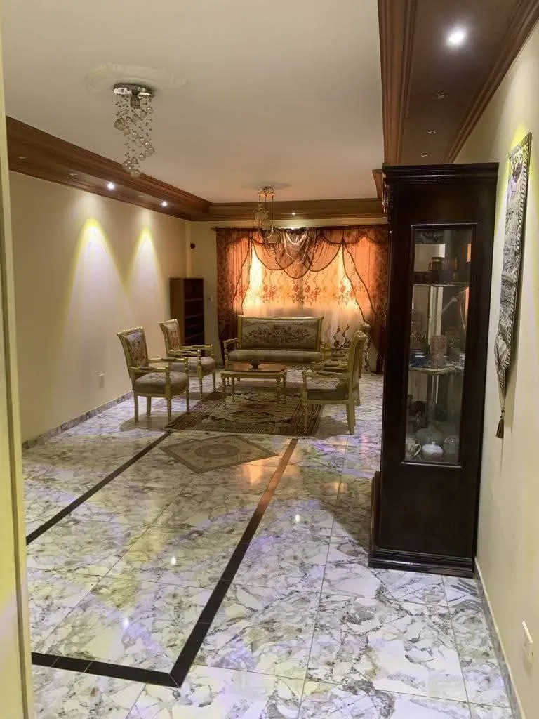 Apartment For Sale in Maadi