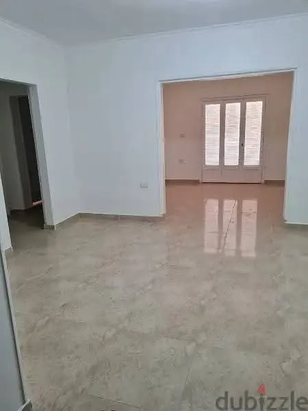 شقه للايجار قانون جديد مدينه نصر أمام الحديقه الدوليه👌