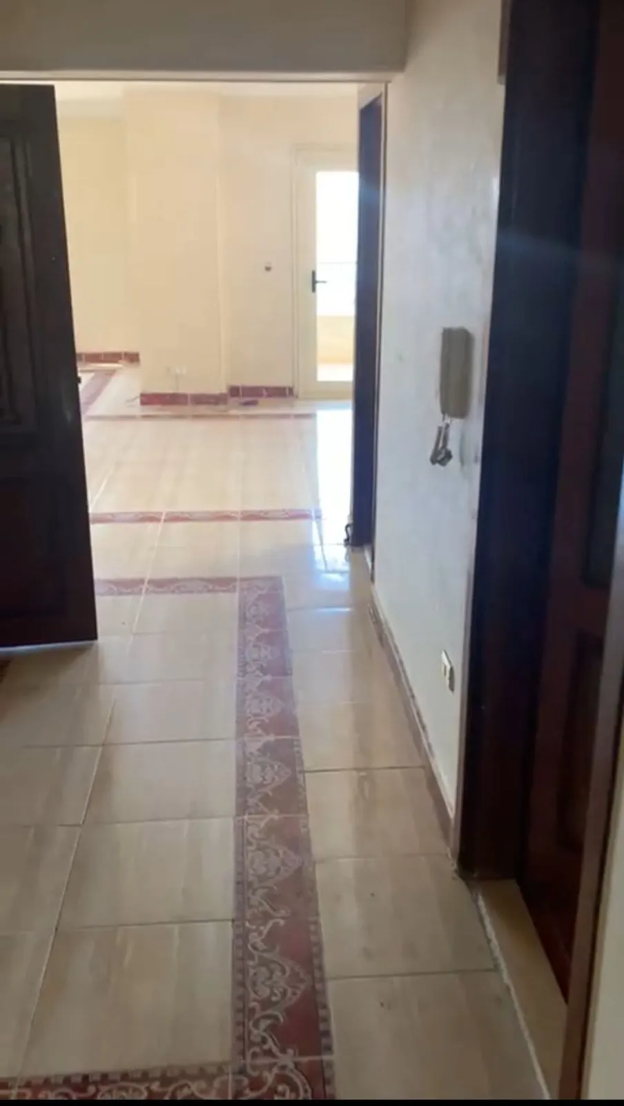 سكن راقي 4 غرف نوم و 3رسيبشن ومطبخ كبير سوبرلوكس