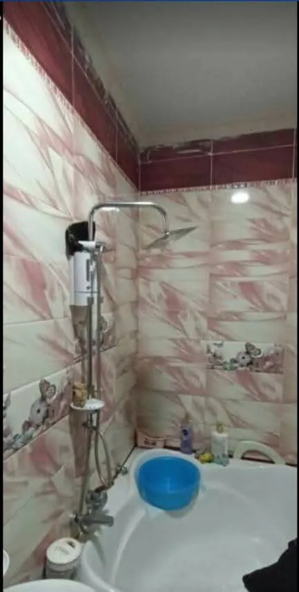 منزل للبيع دورين سوبر لوكس والتالت فيه اوضه متعرشه