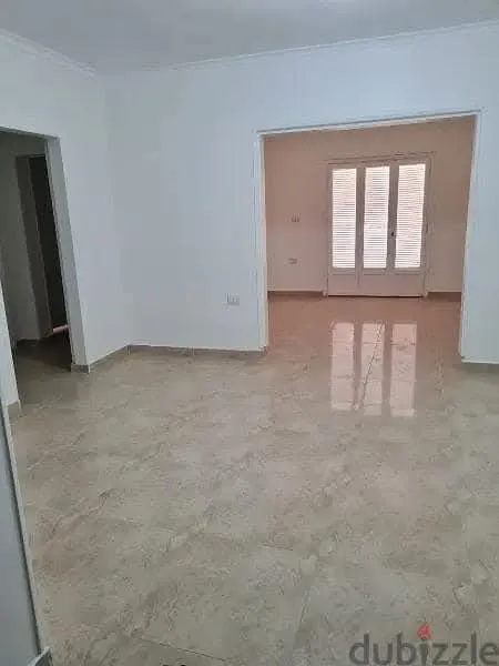 شقه للايجار قانون جديد مدينه نصر أمام الحديقه الدوليه