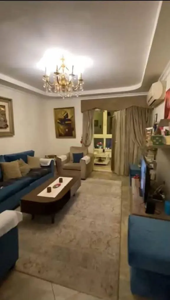 شقة للبيع سكني أو إداري على مصطفى النحاس الرئيسي