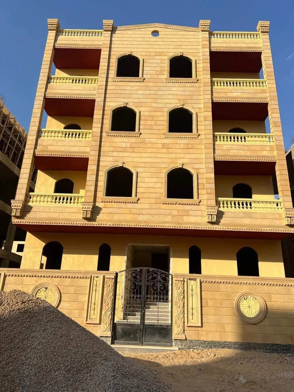 البيع شقة فى حى المتميز مدينة بدر
