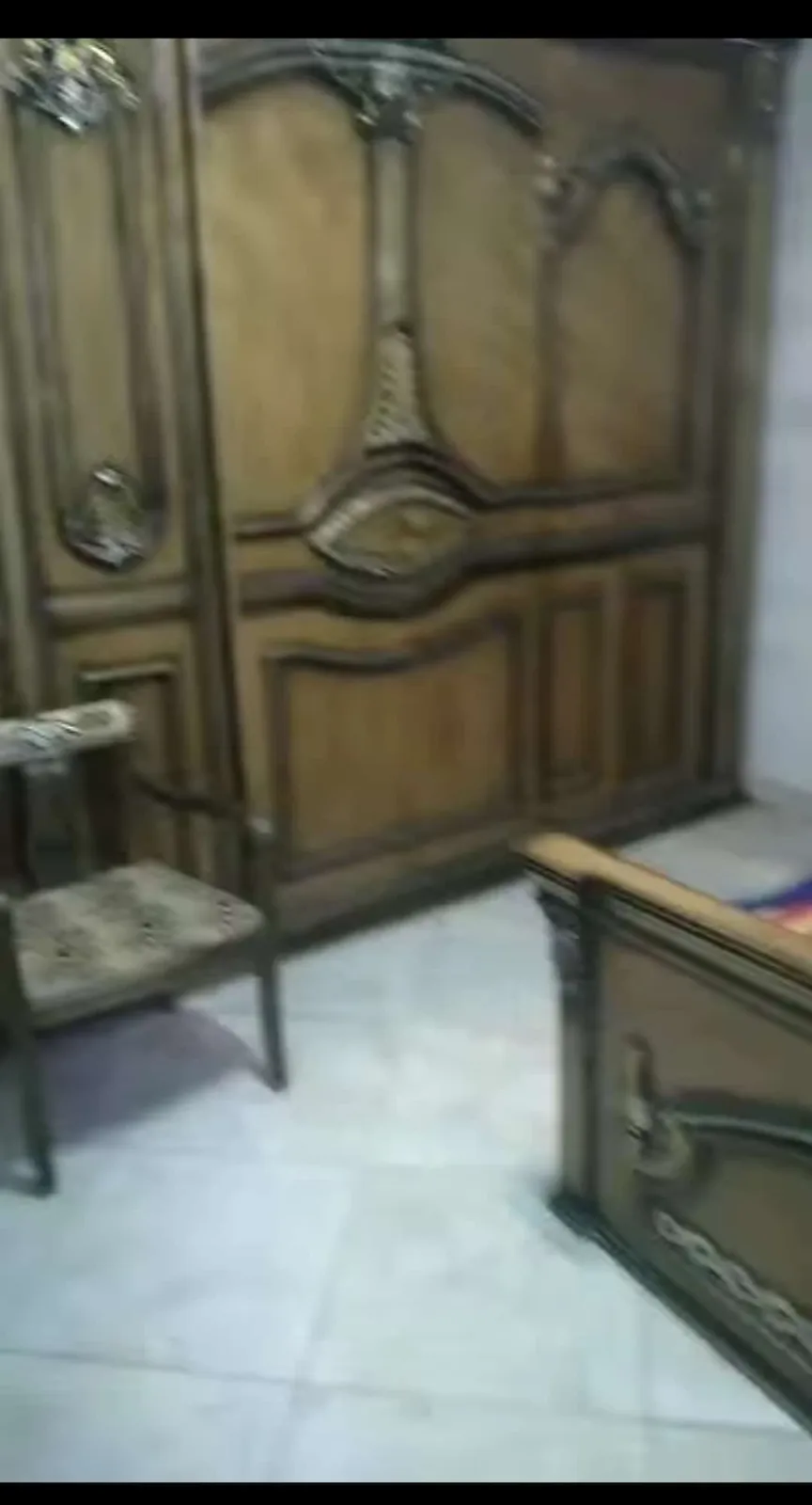 شقه نص فرش فى ارقي مناطق المنشية فيصل