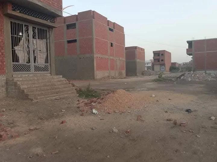 لبيع قطعه ارض مساحه ١٢٥متر واجهه غربيه