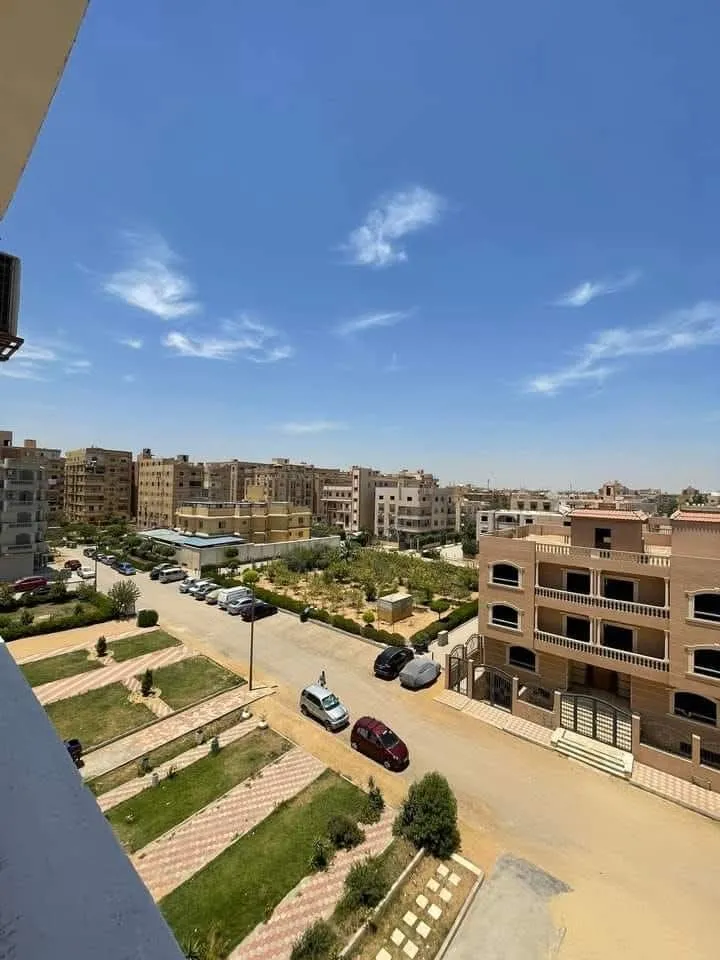 شقه للبيع