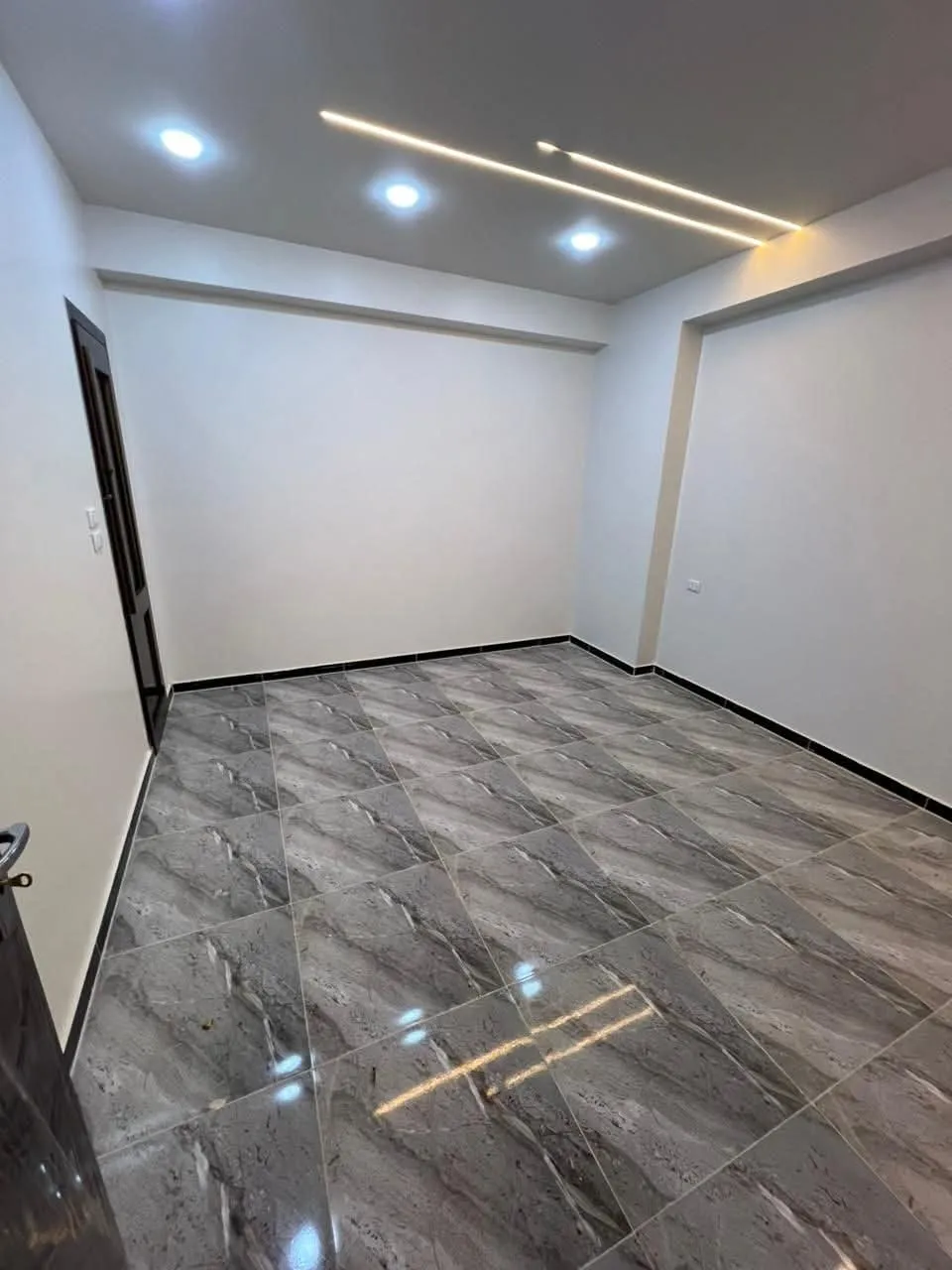 شقه للبيع