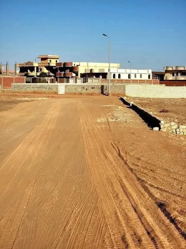 ارض سكنيه في القاهرة
