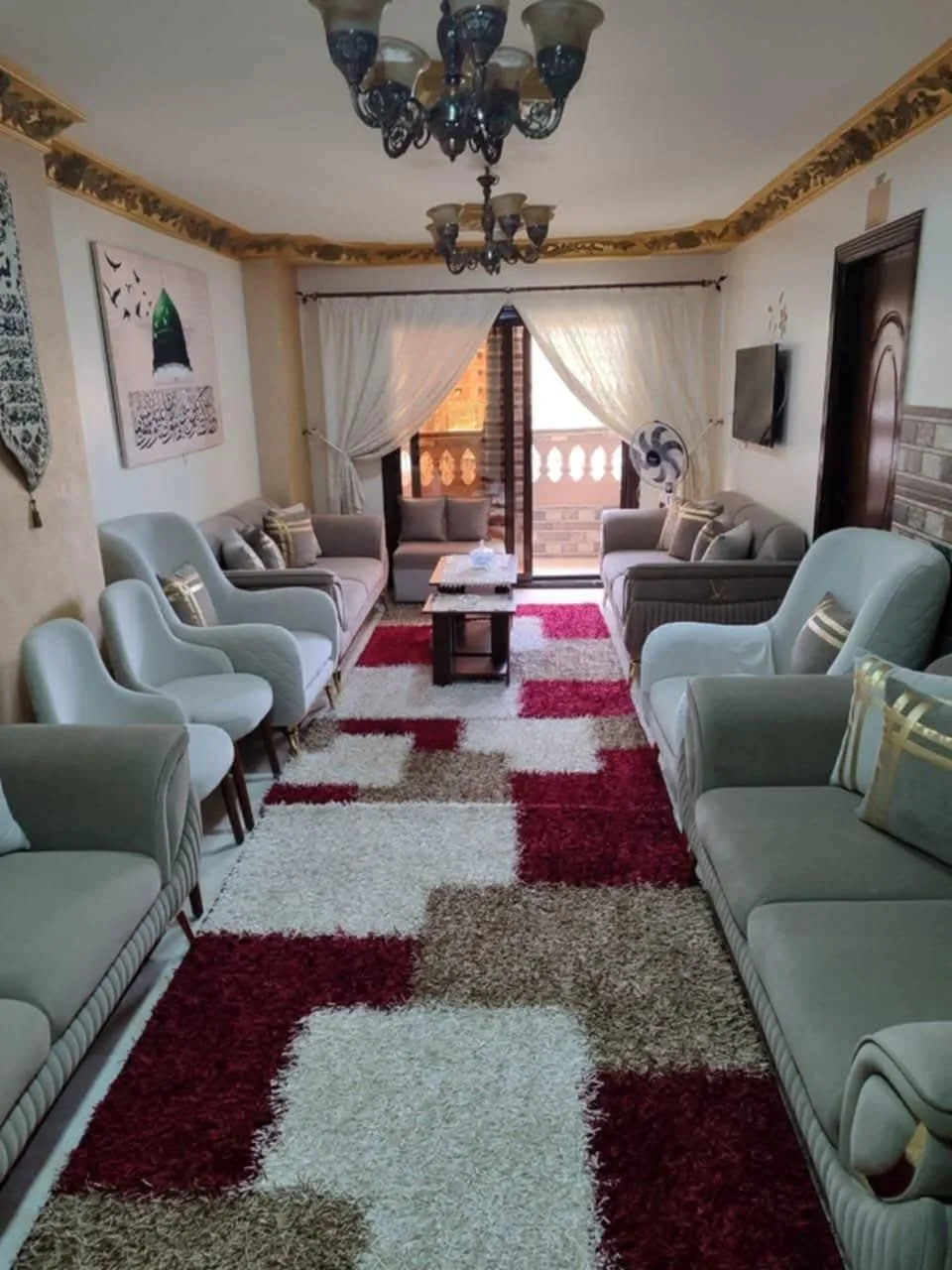 للبيع شقه 125م في موقع مميز في حدائق