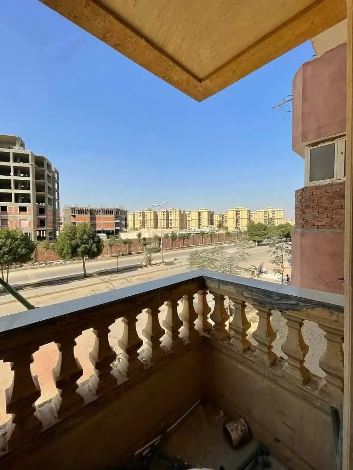 شقه للبيع