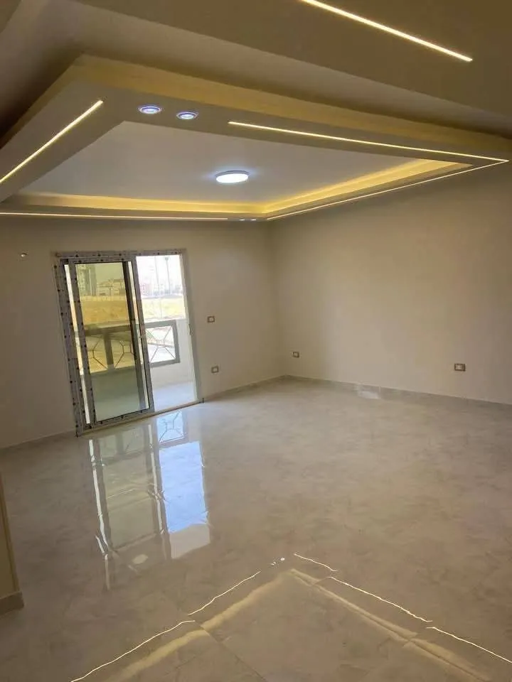 شقة للإيجار بالحي الثالث بمدينة العبور ✨ ✨ ✨