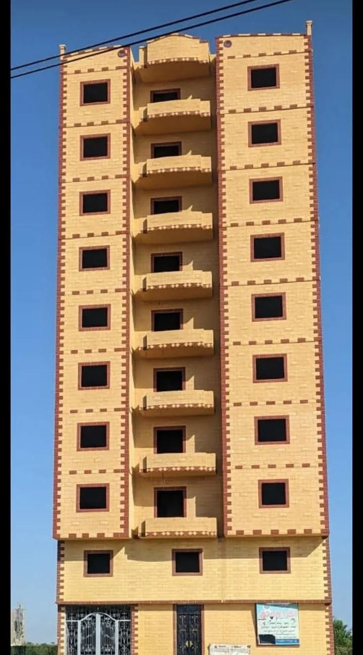 لبيع شقه مساحه ١٢٥متر