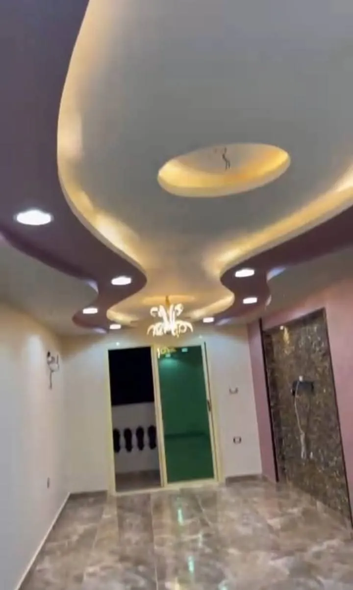 شقه للبيع