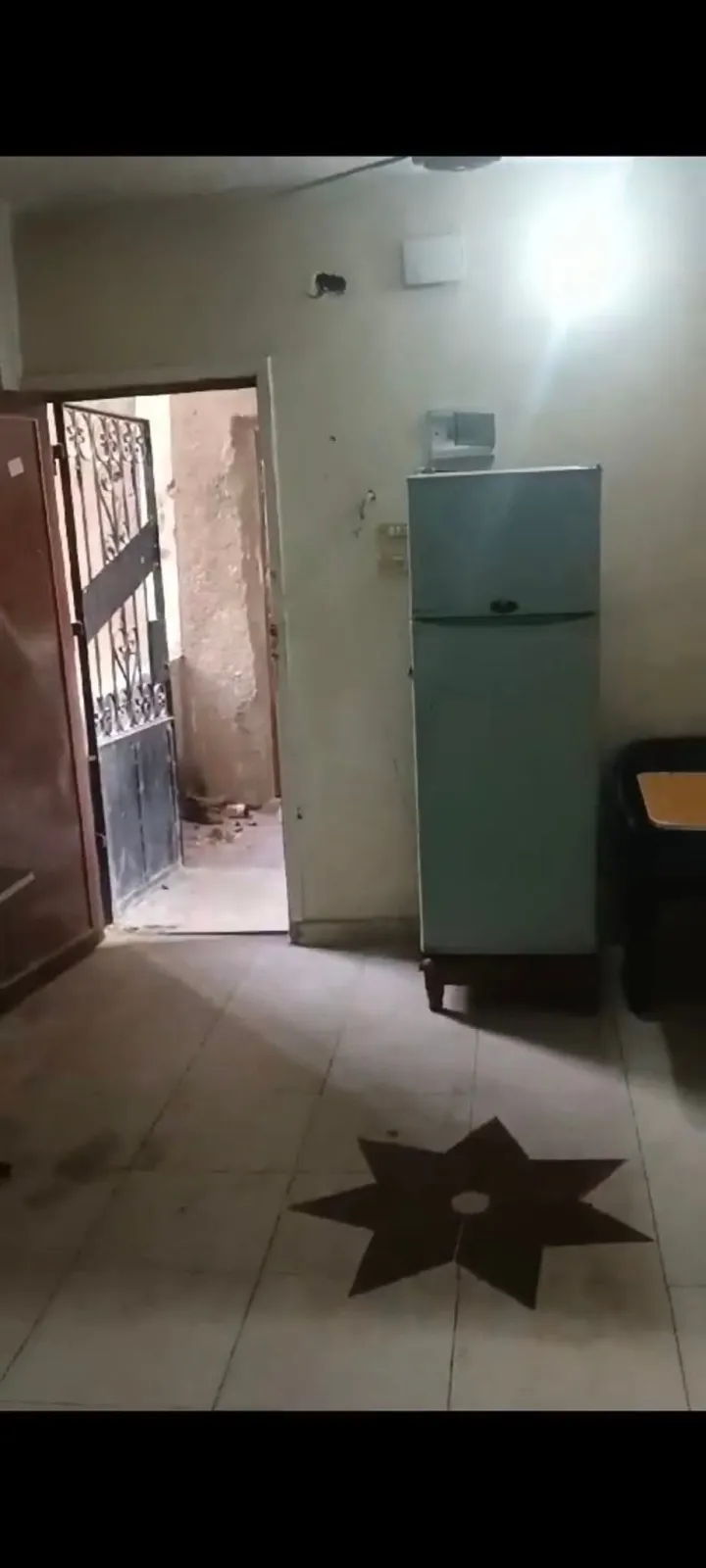 شقه للبيع 🎁🎁 دور ثاني 🔥🔥🔥💯 مساحتها 90متر