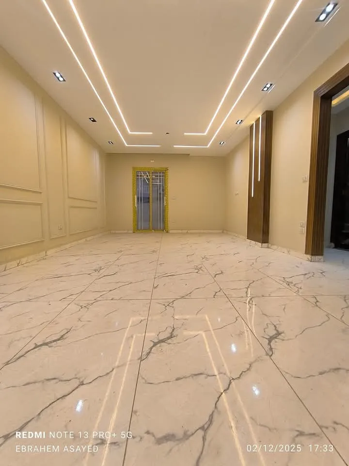 Apartment For Sale in Hadayek Al Ahram
