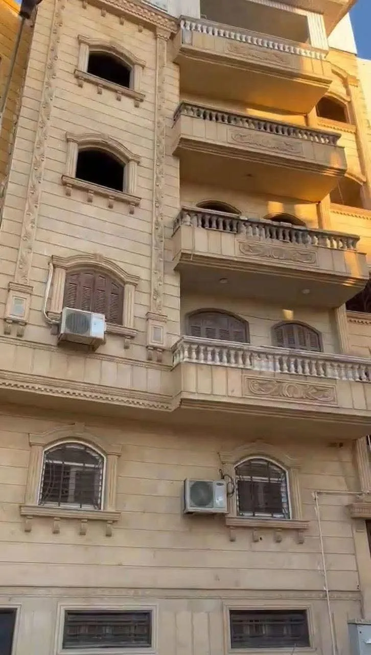 للبيع شقة 165 متر صافي ف دمياط الجديدة الحي التالت