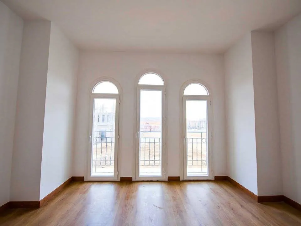 مطلوب 400 الف جنيه واستلم شقتك متشطبةبالكامل سوبر لوكس