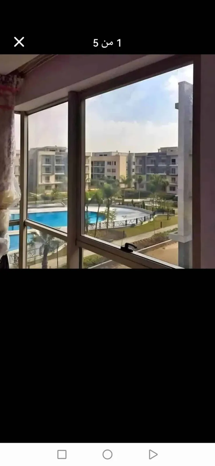 شقه فاخره للبيع بالعاصمةبفيو خرافى ع حمام السباحه مباشره .